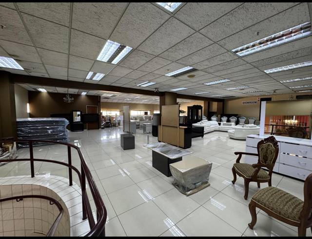 16,000M² WAREHOUSE FOR SALE IN INDUSTRIA WEST